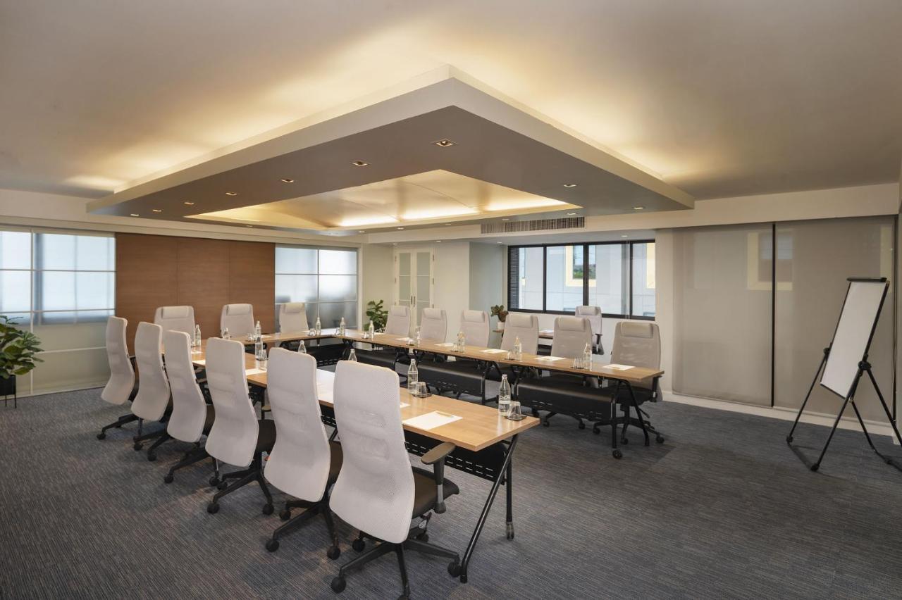 Parkroyal Suites Банкок Екстериор снимка