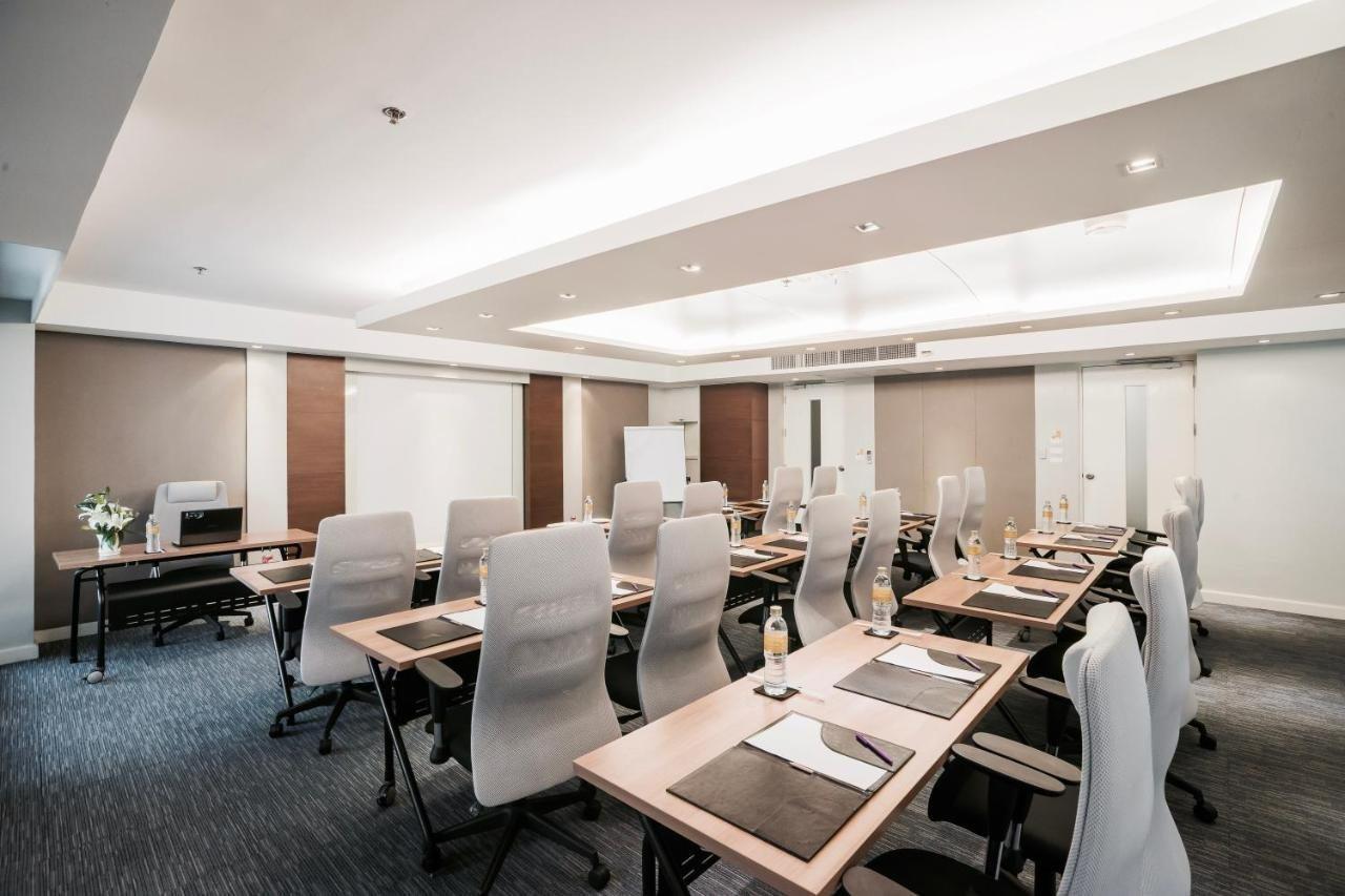 Parkroyal Suites Банкок Екстериор снимка